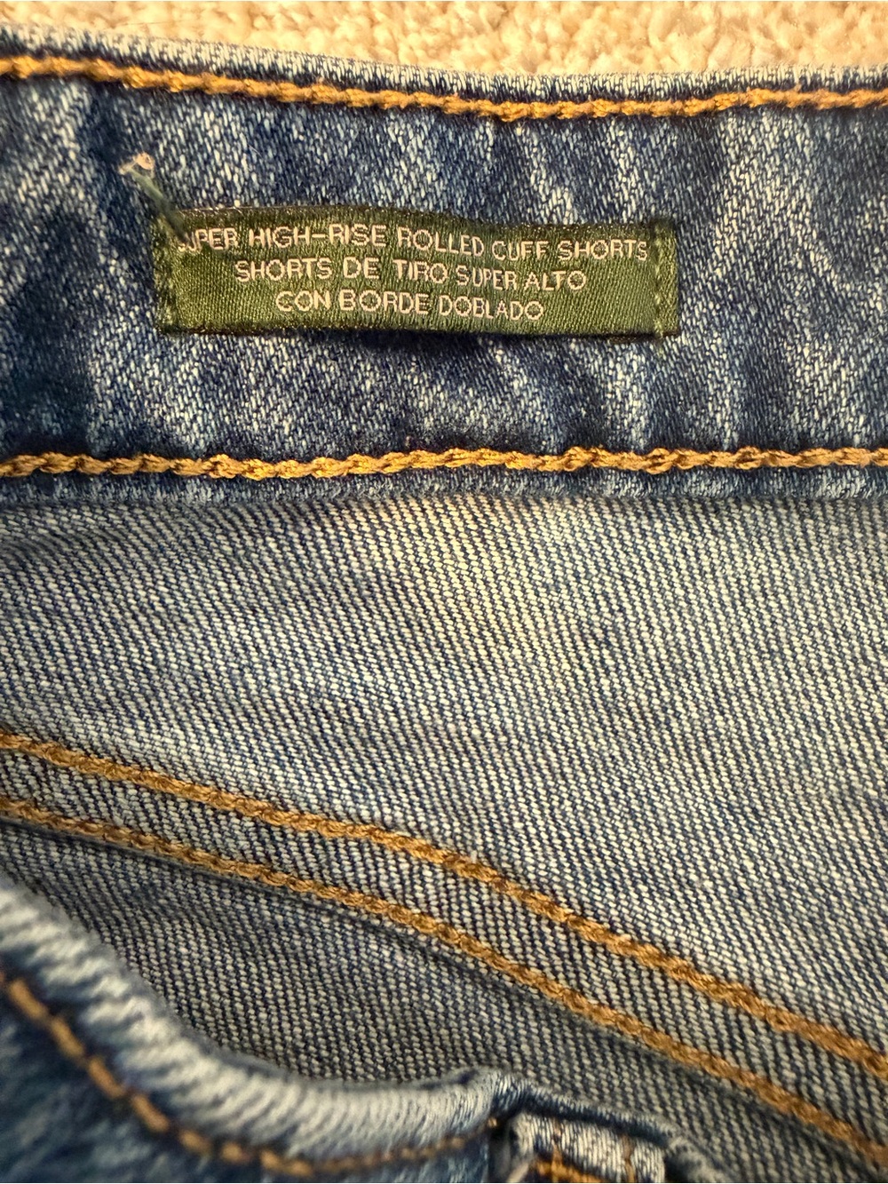Flower-patch Denim Shorts - Picture 5 of 7